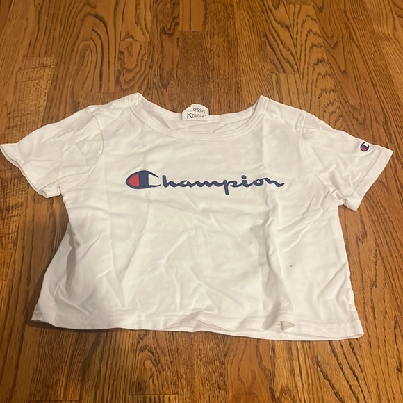 Champion Woman’s White Tee Size XS - Picture 1 of 3